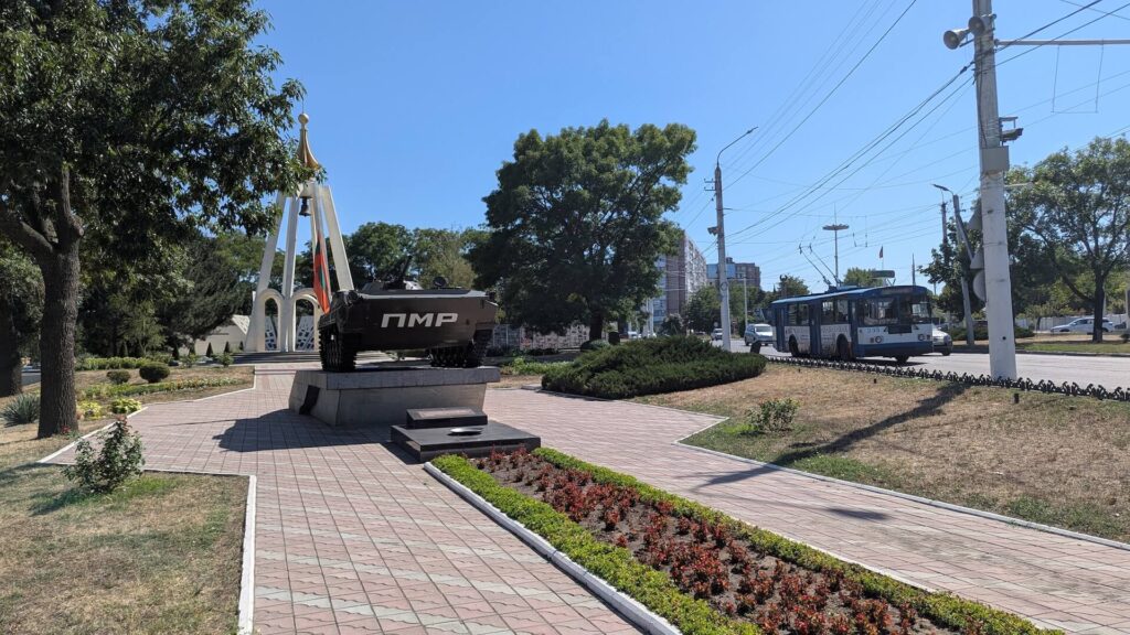 Viaje al país que no existe en los mapas