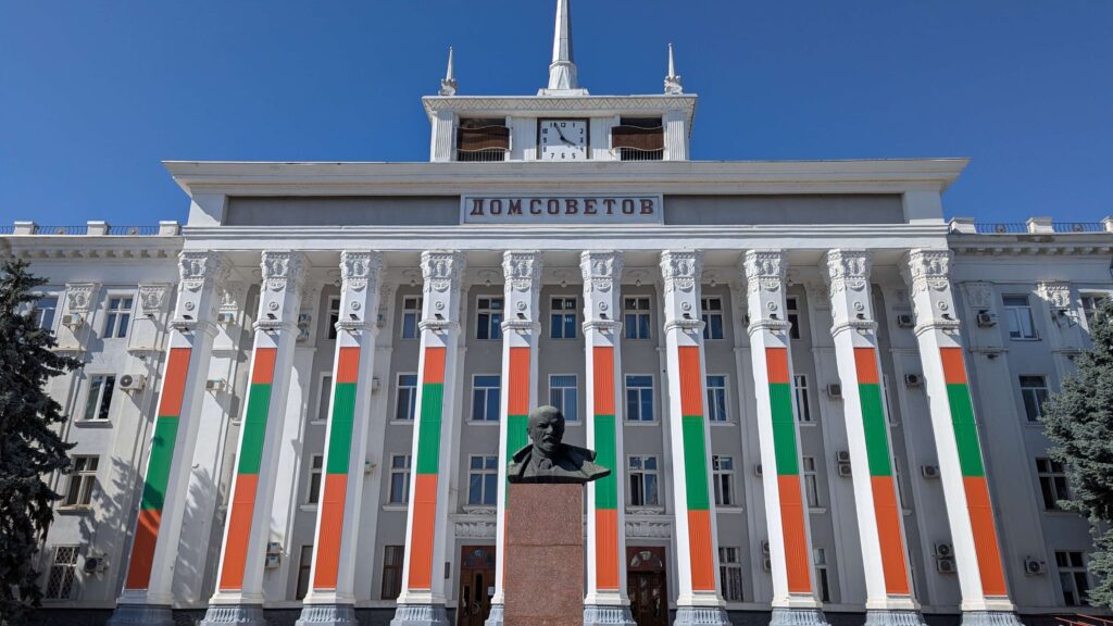 Viaje al país que no existe en los mapas